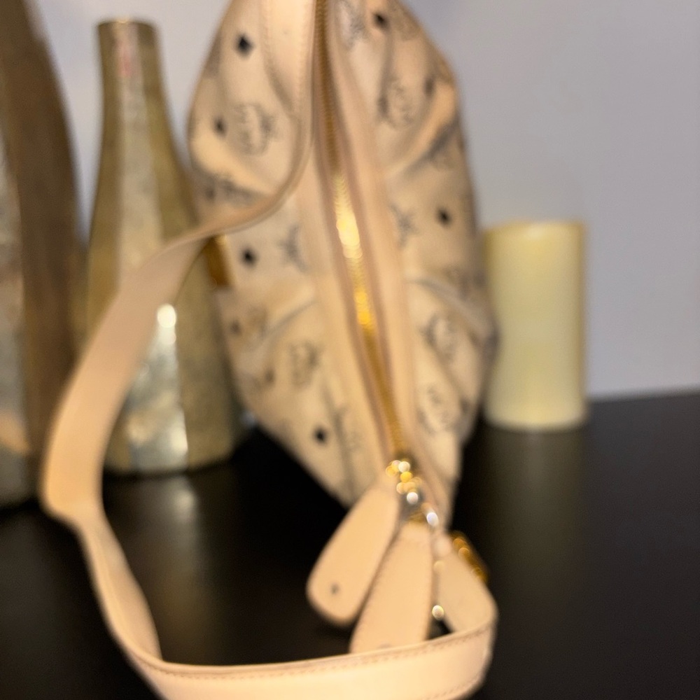 MCM Beige and black Logo Shoulder Bag - Picture 11 of 14